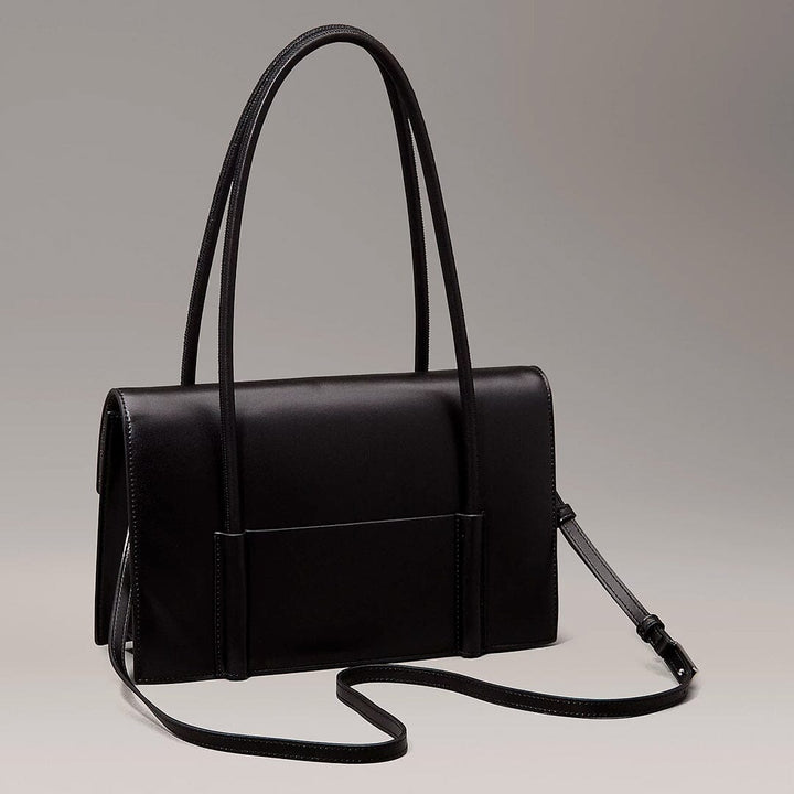 Mala de ombro Calvin Klein p/ Senhora Preta
