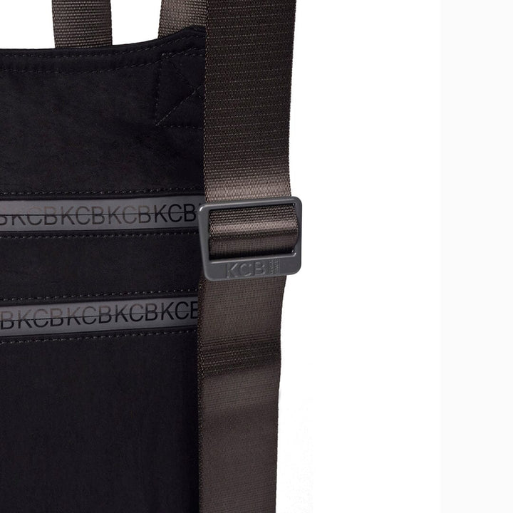 Mochila Anti-roubo grande KCB Shine p/ Senhora Preta