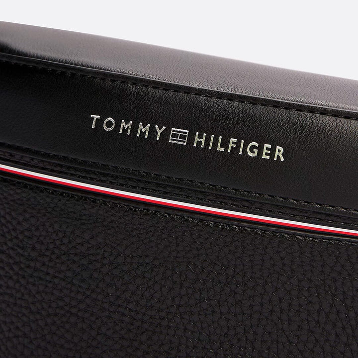 Bolsa de cintura Tommy Hilfiger p/ Homem Preta 