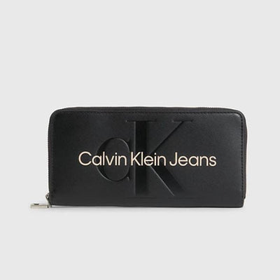 Carteira Grande c/ RFID Calvin Klein p/ Senhora Preta 